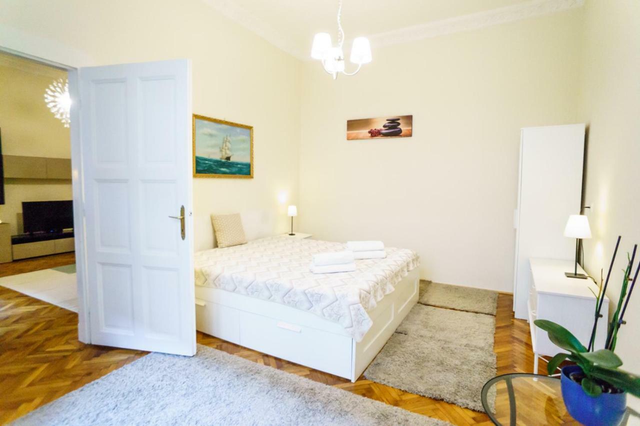 Budapest Kingdom Apartment Central & Car Parking On-Site & Aircon & Quiet & Family Friendly Exterior foto